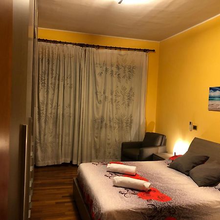 Smart House - Ammiragli2 Apartment Rome Bagian luar foto