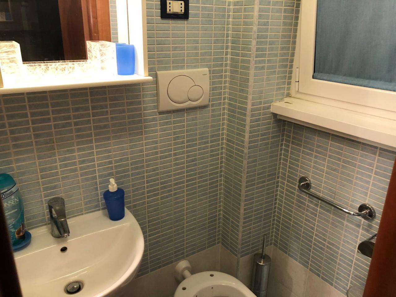 Smart House - Ammiragli2 Apartment Rome Bagian luar foto