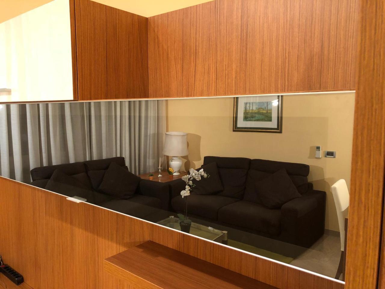 Smart House - Ammiragli2 Apartment Rome Bagian luar foto